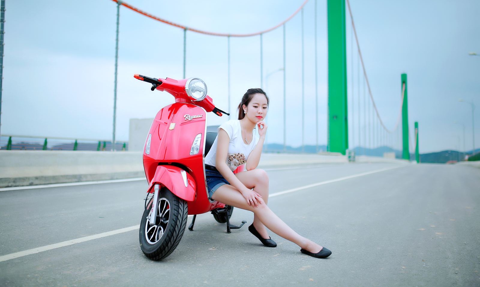 Xe đạp điện xuống dốc bị giật, bó cứng bánh – Nguyên nhân nguy hiểm và cách sửa nhanh tại nhà