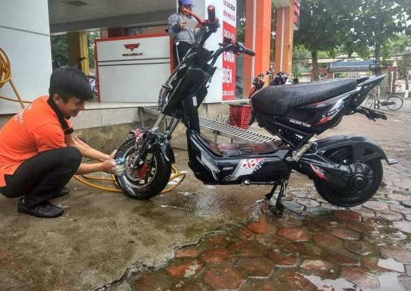 nhân viên sửa xe điện ở sóc sơn có kinh nghiệm lâu năm